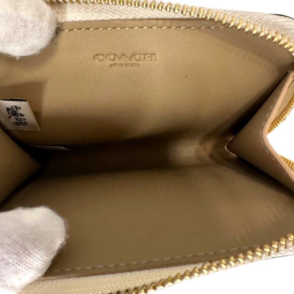 Coach L-Zip Chalk Keychain Card Case Wallet (NWOT) - Picture 4 of 4